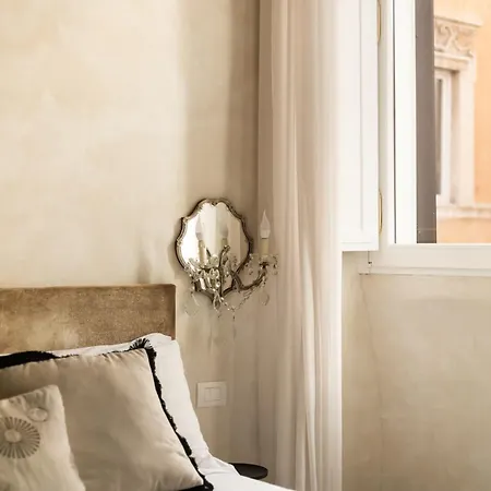 Luxury In Trastevere Апартаменты *